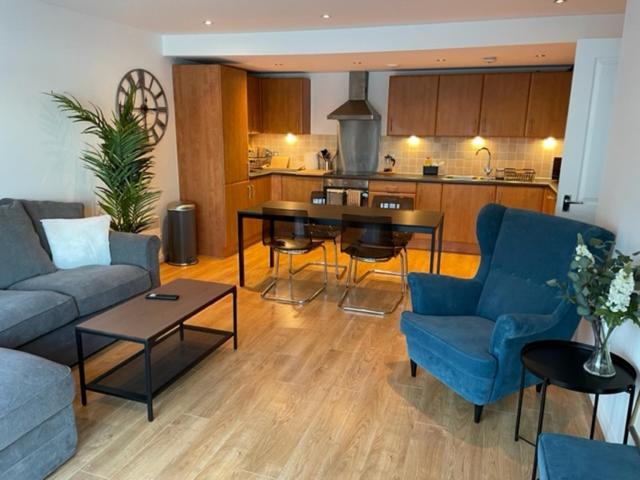 Lux Waterfront 2 Bed Apt, V&a 10min Walk, St Andrew's Golf 25min Drive Appartamento *
