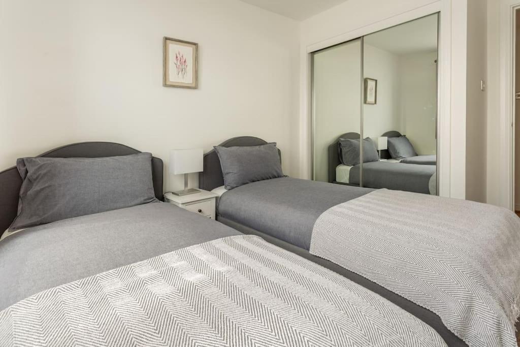 Lux Waterfront 2 Bed Apt, V&a 10min Walk, St Andrew's Golf 25min Drive * Dundee